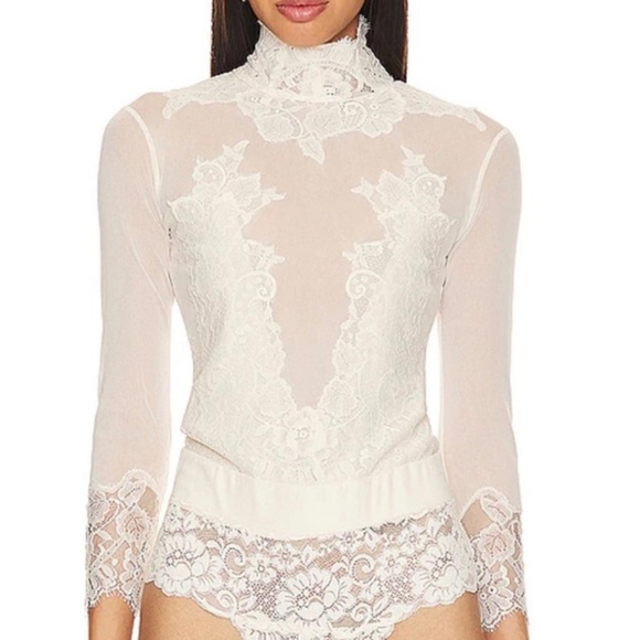 Free People- We are HAH- Take HAH Bow reversible Bodysuit in La Creme- - Picture 3 of 5